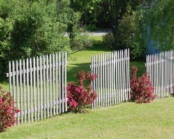 Durable and stylish fencing solutions across Devon. Expertly installed garden fencing by Stone Mark Contractors in Devon, providing privacy, security, and style for outdoor spaces.