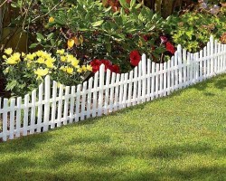 Expert fencing installation in Exeter by Stone Mark Contractors. Wooden fence installation by Stone Mark Contractors in Exeter, Devon, combining quality craftsmanship with durable materials.