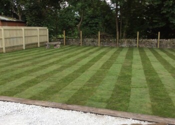 Beautiful landscaping in Devon by Stone Mark Contractors. Expert landscaping project by Stone Mark Contractors in Devon, featuring beautifully designed gardens and outdoor spaces.