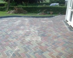 Stylish block paving driveways in Exeter by Stone Mark Contractors. Beautiful block paving installation in Exeter by Stone Mark Contractors, combining durability with elegant design for residential driveways.